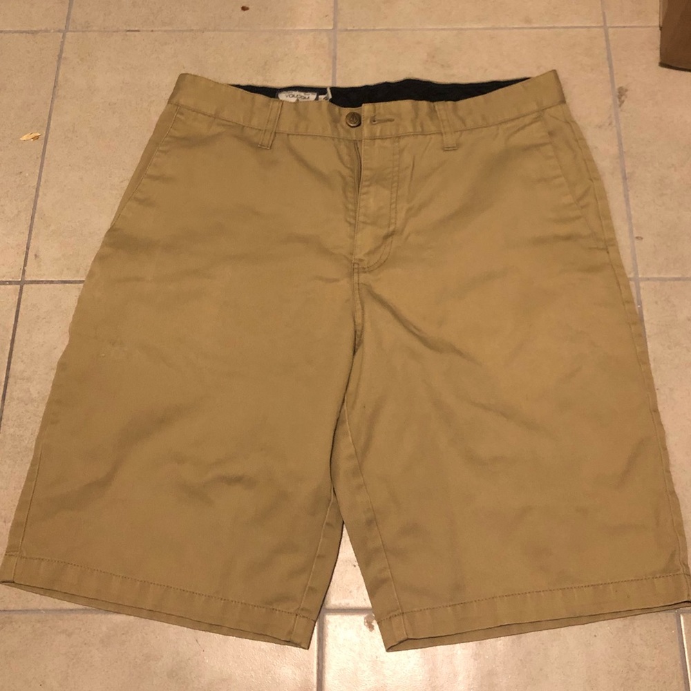 Men’s Volcom shorts